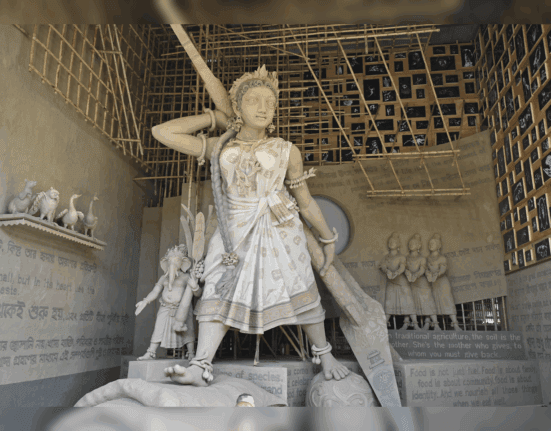 Tala Prattoy imagined the goddess Durga as a farmer, in sync with its theme on agriculture