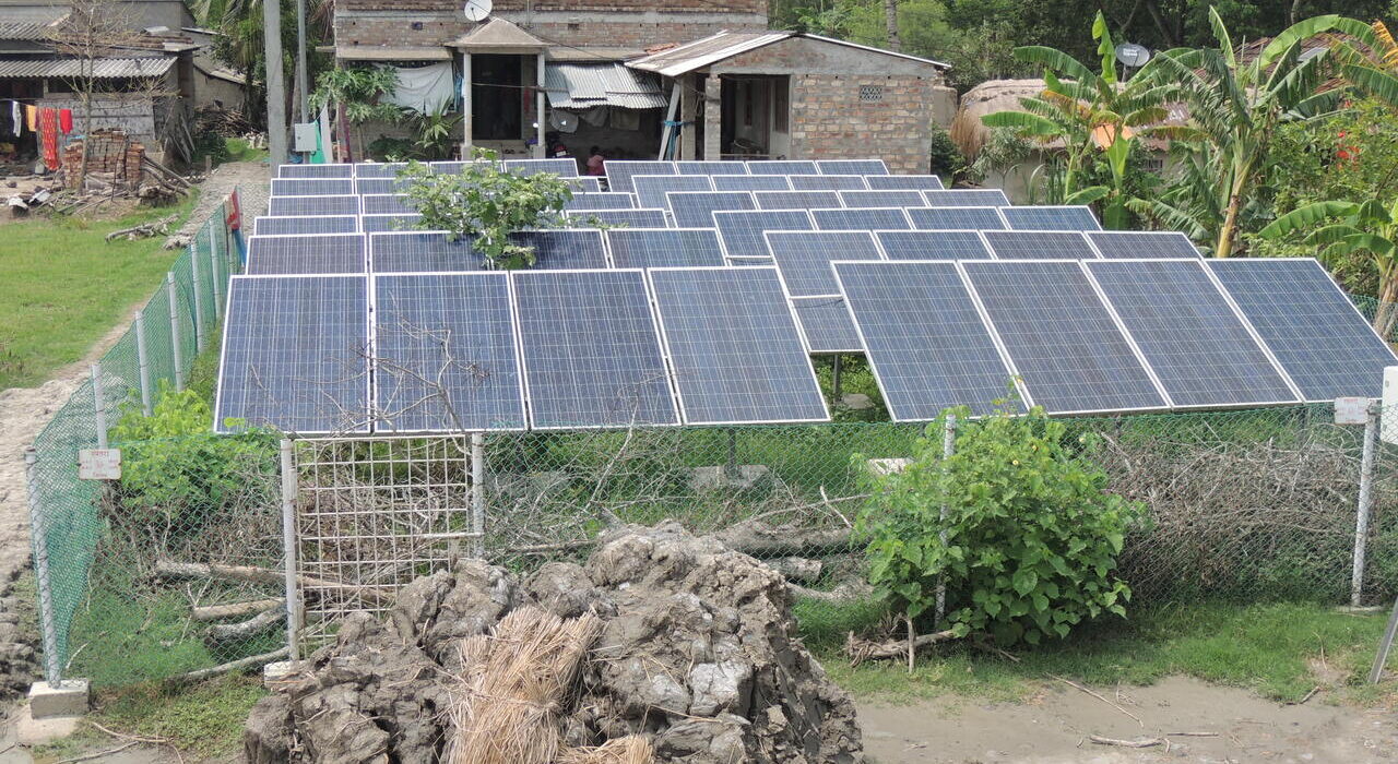 India renewable energy record
