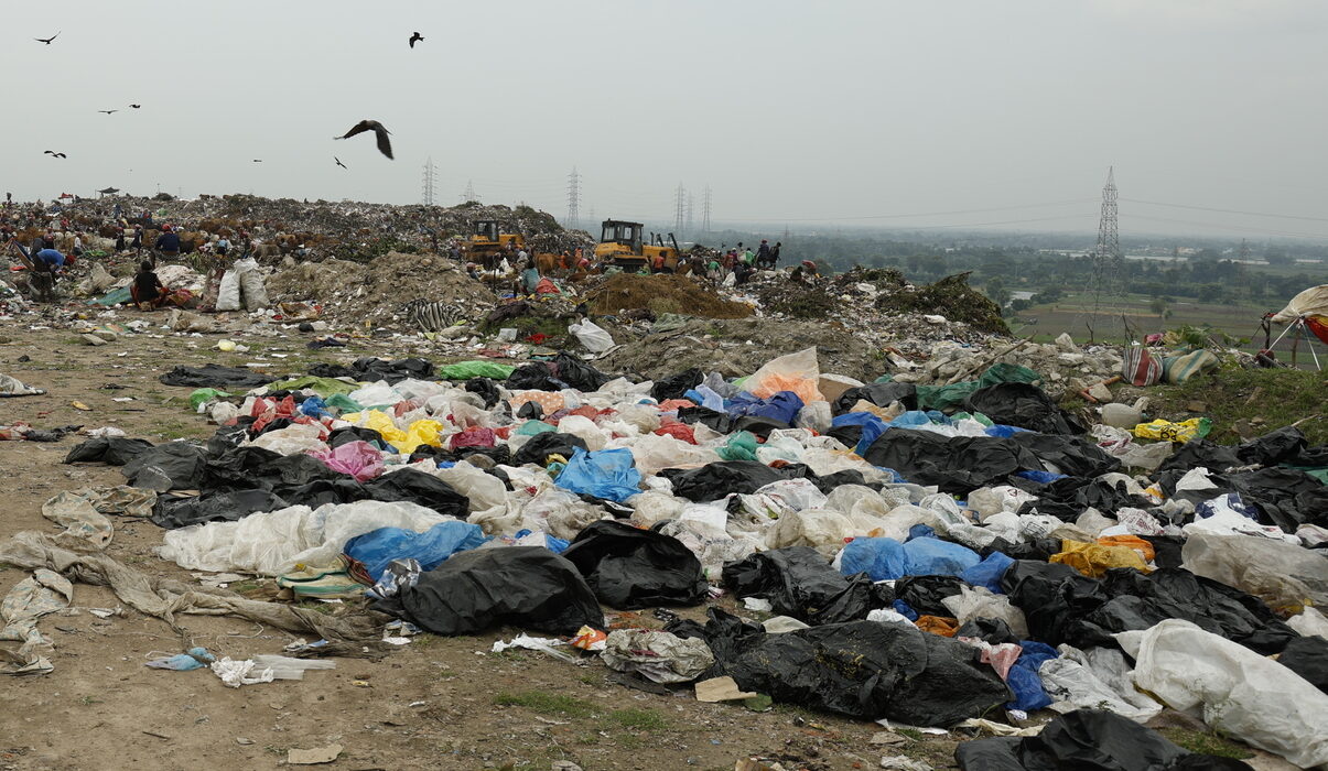 Durga Puja plastic pollution Kolkata